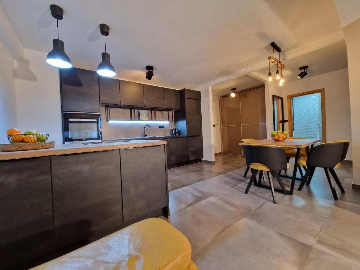 Apartment Matea Pula Exterior photo